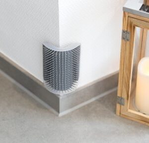 Trixie Masážní kartáč k upevnění na roh 8x13cm šedý