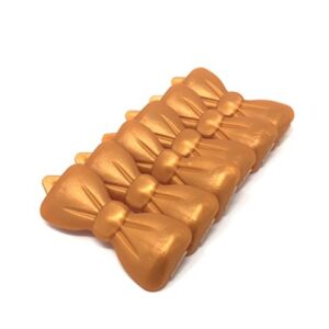 Plastová spona mašle pro psy 4,5 cm – Barva: Zlatá