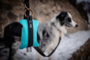 Aminela Sport & City Aminela Sport&City pouzdro na psí sáčky - tyrkysové