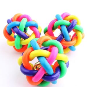 TPR míč pro psy s rolničkou – proplétaný 6cm