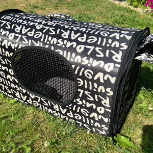 Vsepropejska Resme taška pro psa s písmeny Barva: Černá, Dle váhy psa: do 3 kg