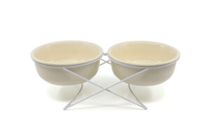 Vsepropejska Darla dvojitá keramická miska pro psa či kočku Barva: Bílá, Rozměr (cm): 16