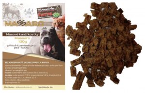 Masové kančí kostky SlovakiaFarma Massaro 100 g – přírodní pamlsek pro psy